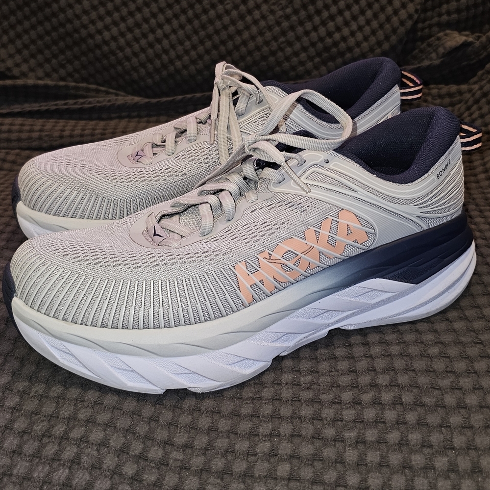 Hoka Bondi 7 Women's Gray and Pink Athletic Shoes